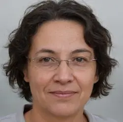 Monlise J.